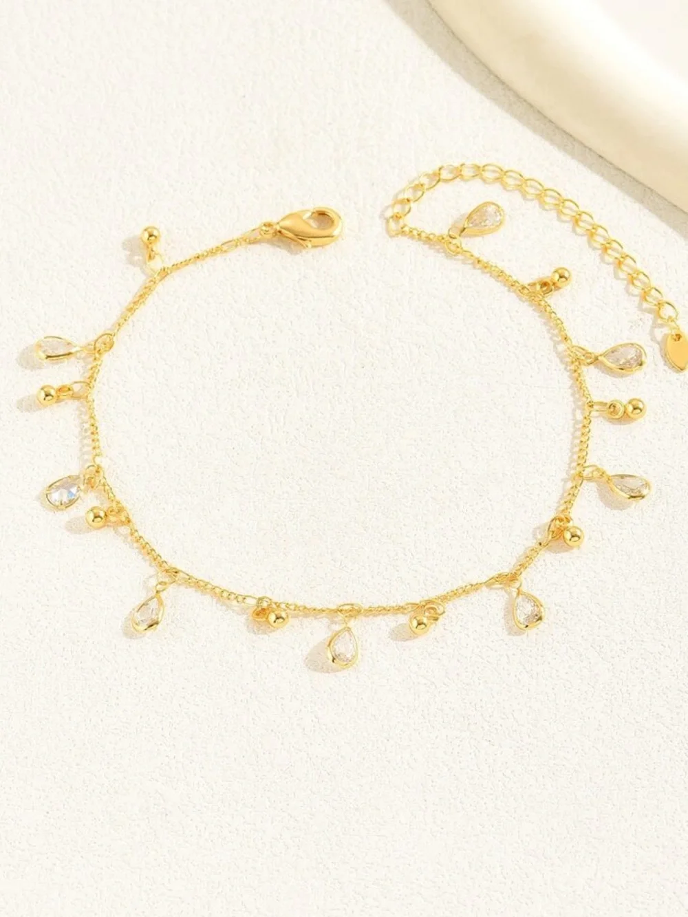 Gold Teardrop Charm Anklet R703